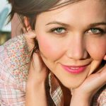 maggie-gyllenhaal-lee-holloway