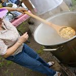 comida-familiar-en-casa