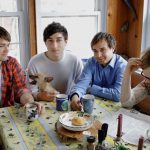 estramboticos-estrenan-oir-tu-voz