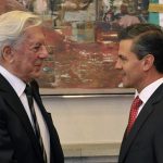 mario-vargas-llosa-en-los-pinos