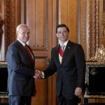 sergio-mayer-es-retirado-de-un-evento-en-los-pinos