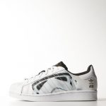 adidas-saca-linea-de-tenis-y-ropa-de-star-wars