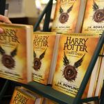 que-vendio-mas-el-nuevo-libro-de-harry-potter-o-los-boletos-de-su-obra