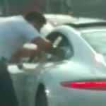 video-asalta-en-segundos-un-auto-en-circuito-interior