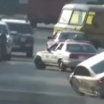 video-lo-cachan-con-coche-robado-y-hace-todo-por-escapar