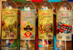 Botellas-mezcal-etiquetas