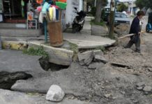 Demolerán 200 inmuebles en Tláhuac por reestructuración de drenaje El drenaje en Tláhuac se vio severamente afectado por el sismo del 19 de septiembre. Para su reestructuración demolerán 200 inmuebles.