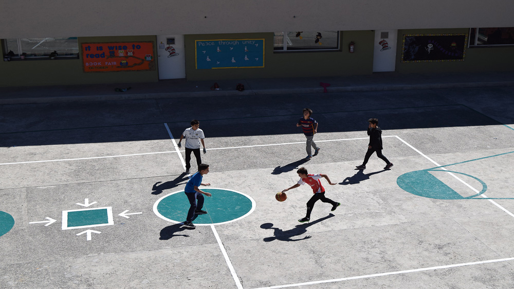 tmp016c2e1b951f23676c65175705c541e085.-Sierra-Nevada-Esmeralda01 Escuela Sierra Nevada Esmeralda