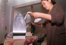 Solo 4% de las trabajadoras del hogar en México cuenta con un contrato.