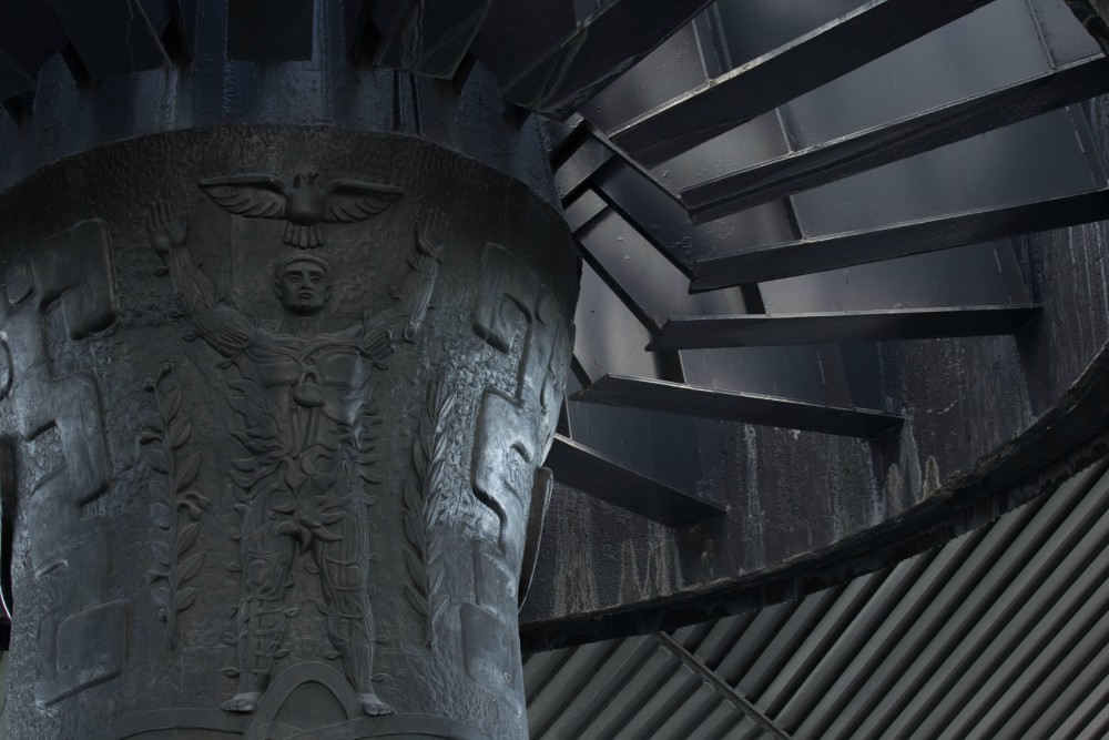 limpieza al Paraguas del Museo de Antropología