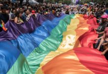 Échale un ojo al cartel de la marcha del orgullo LGBTTTI La marcha del orgullo LGBTTTI en la Ciudad de México se realizará muy pronto. La mañana de este lunes 23 de abril presentaron su cartel oficial.