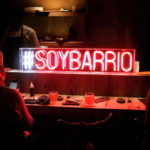 ve-a-comer-a-estos-restaurantes-con-letreros-neon