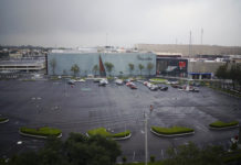 Contra las plazas comerciales