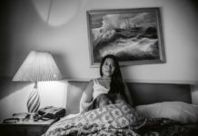 Roma en la plaza de las tres culturas