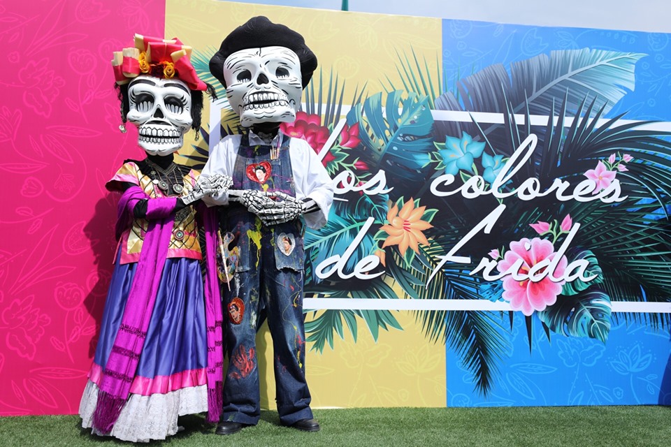 Frida Kahlo en el Zócalo botargas
