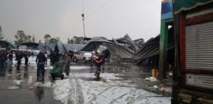 colapsan-los-techos-de-dos-naves-de-la-central-de-abasto