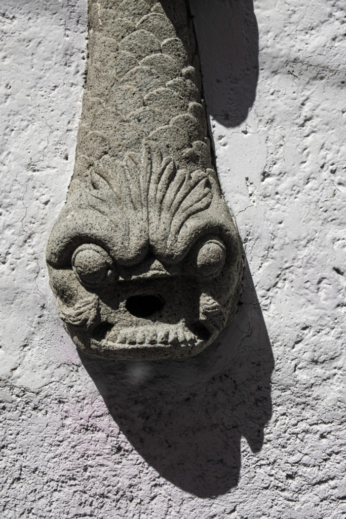 chilango Sirenas y delfines en San Ángel, la fachada legendaria