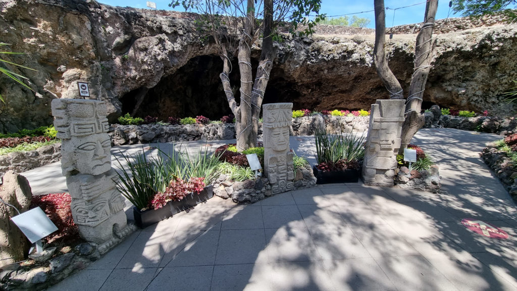 La Gruta Teotihuacán