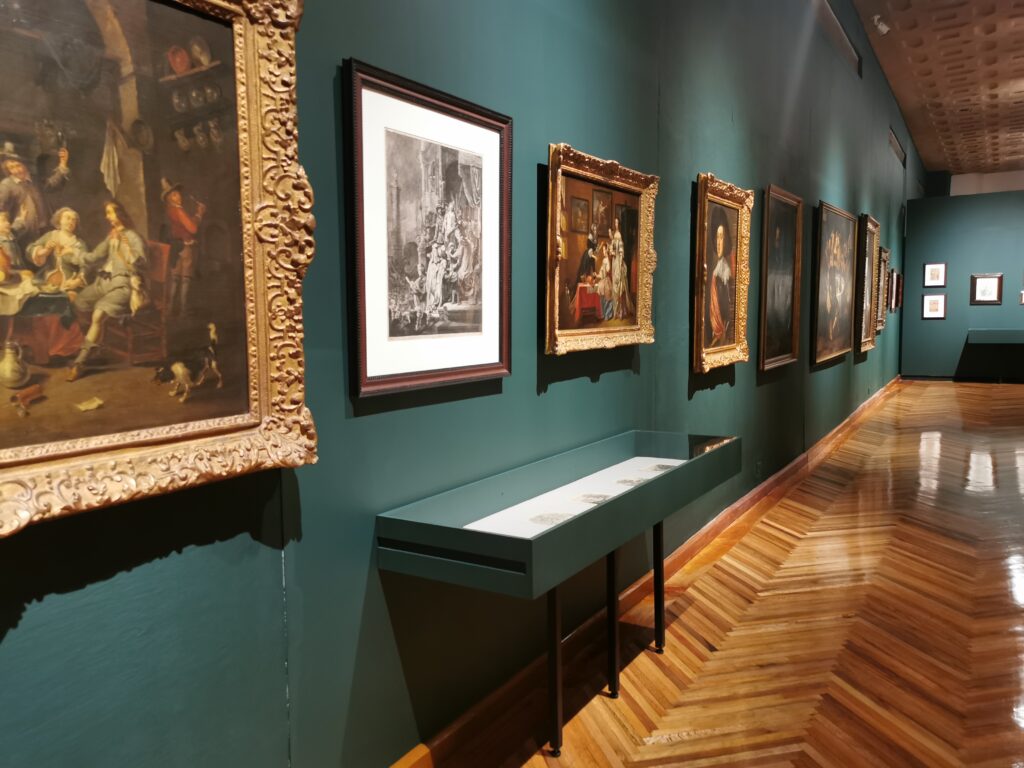 img-gallery