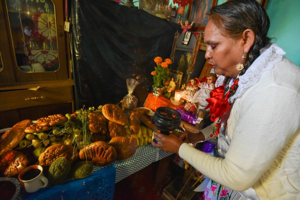 Ofrenda de Día de Muertos