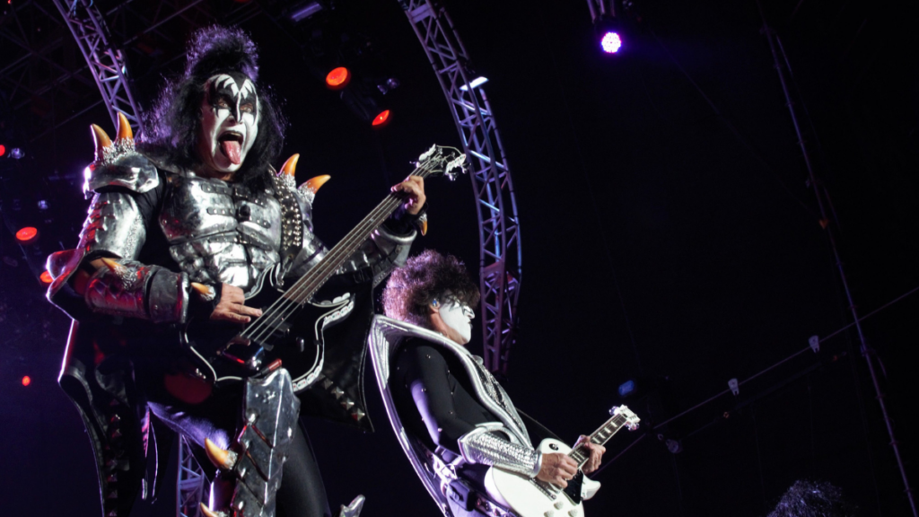 kiss México hell and heaven