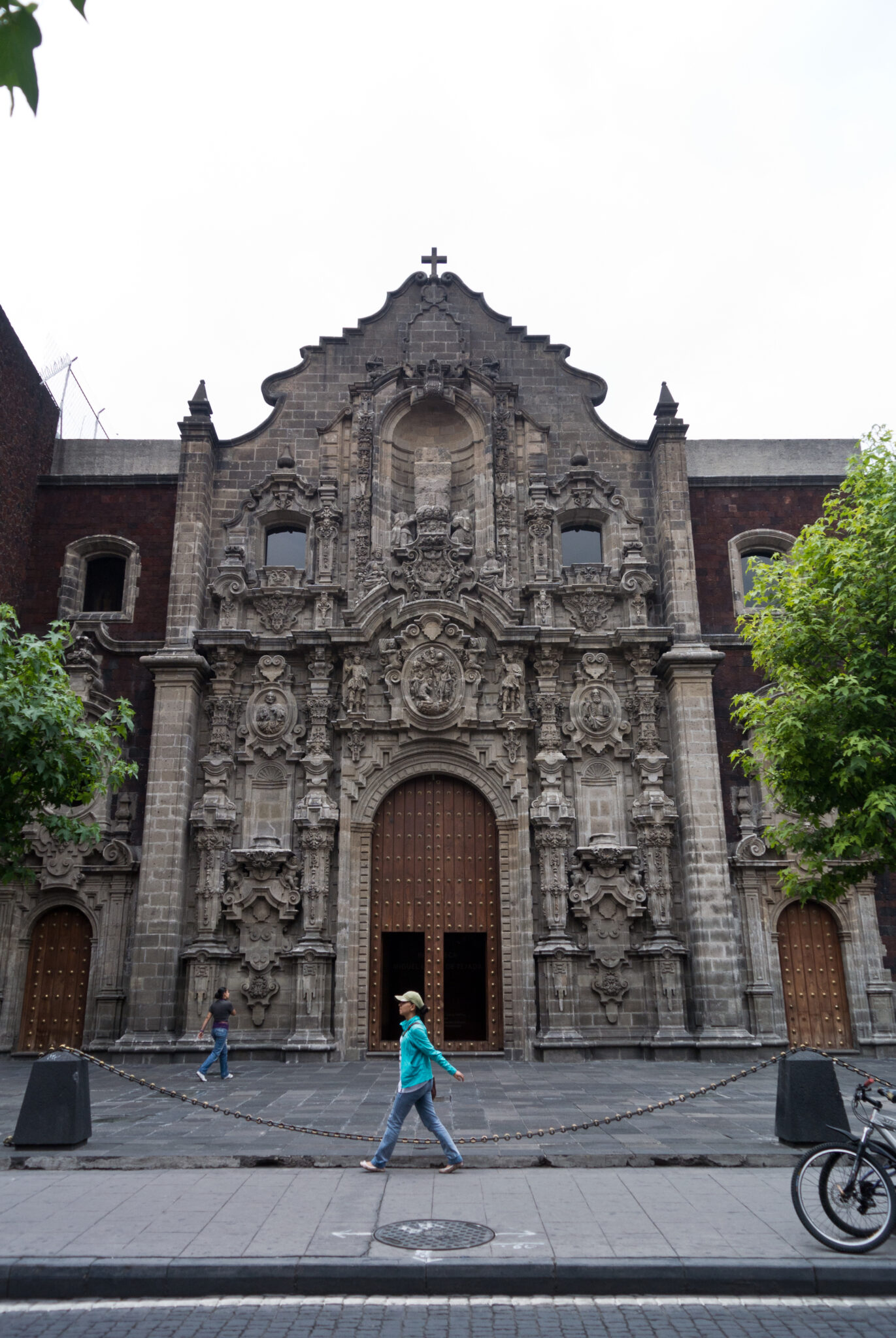 chilango - Recorrido por la Biblioteca Miguel Lerdo de Tejada y su poco ...