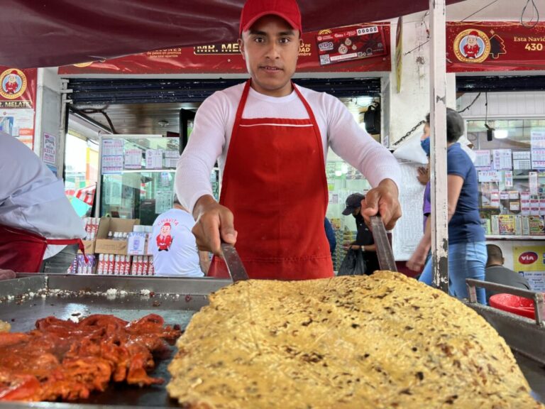chilango Gorditas, quesadillas y garnachas gigantes para comer barato en CDMX