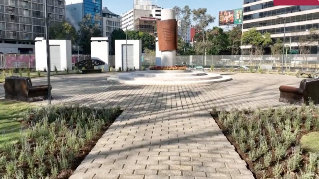 Plaza-de-Lectura-José-Saramago