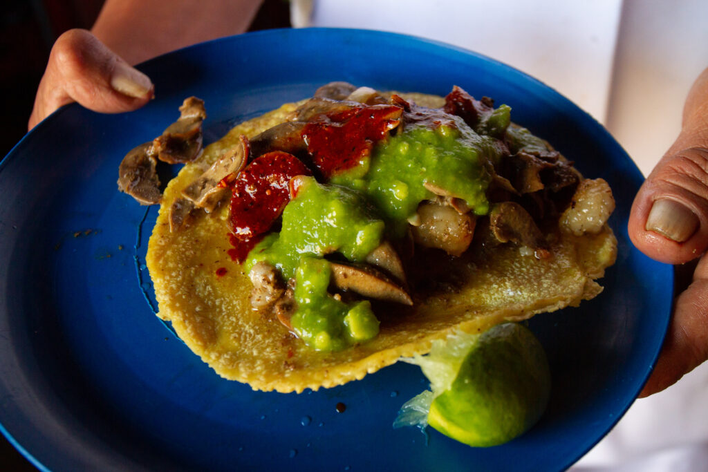 chilango Estos son los tacos del bajón que tienes que probar después