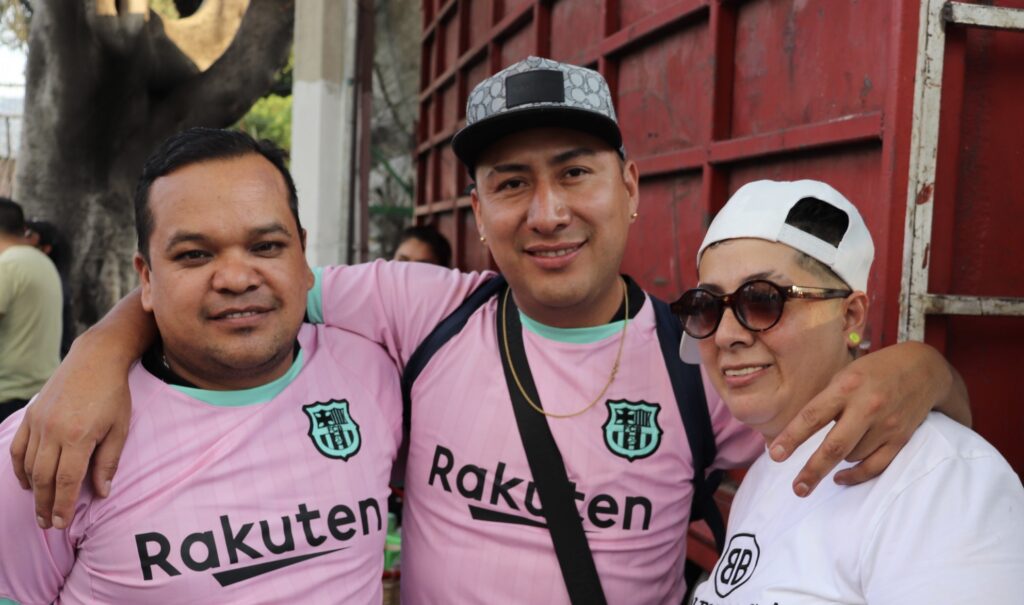 De izquierda a derecha: José Manuel, Sergio Mares y Sandra Romero. Foto: Raulí Monteros 