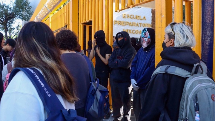Paro en prepas de la unam el 26 de septiembre por Ayotzinapa