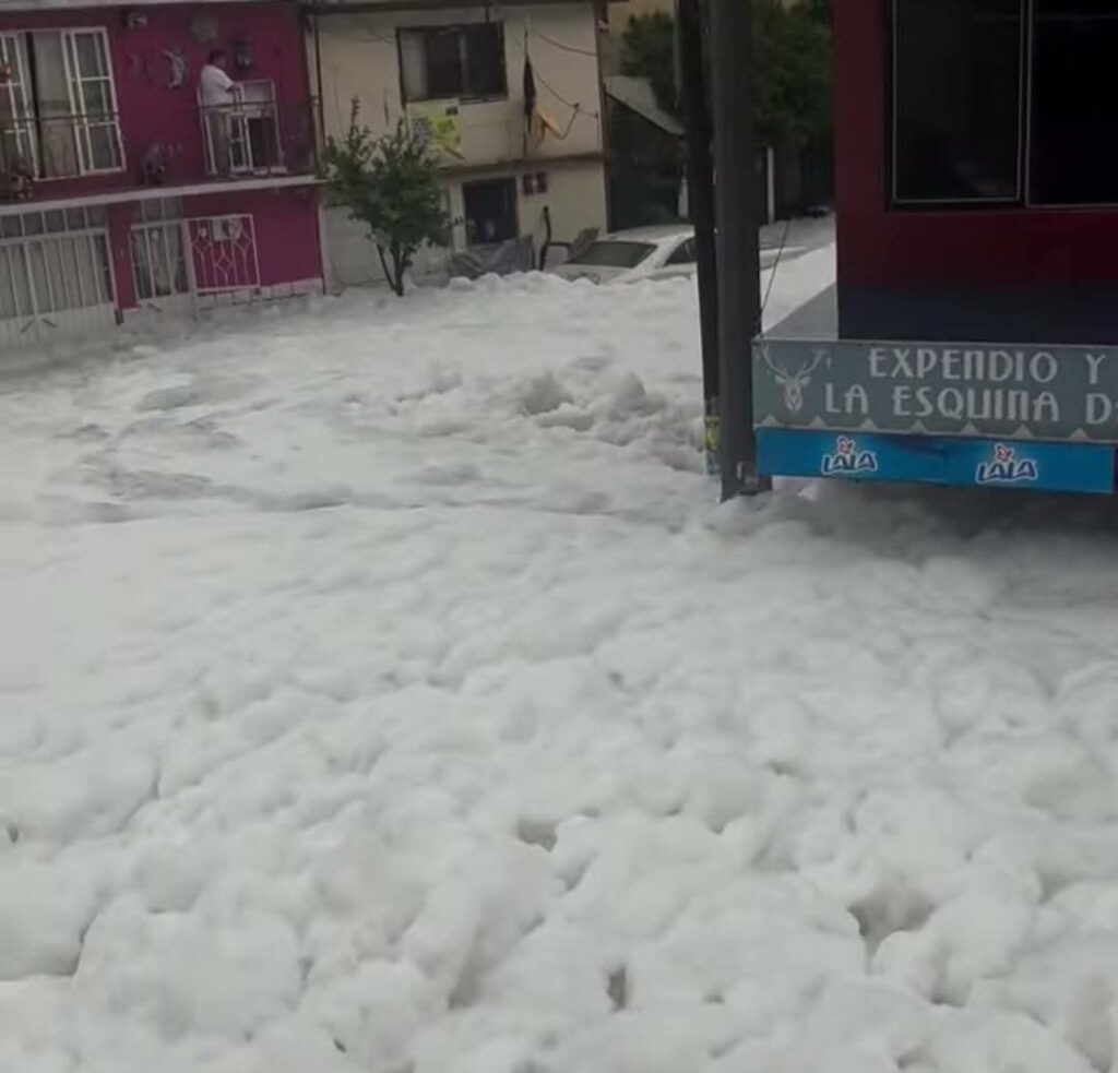 Espuma en Naucalpan