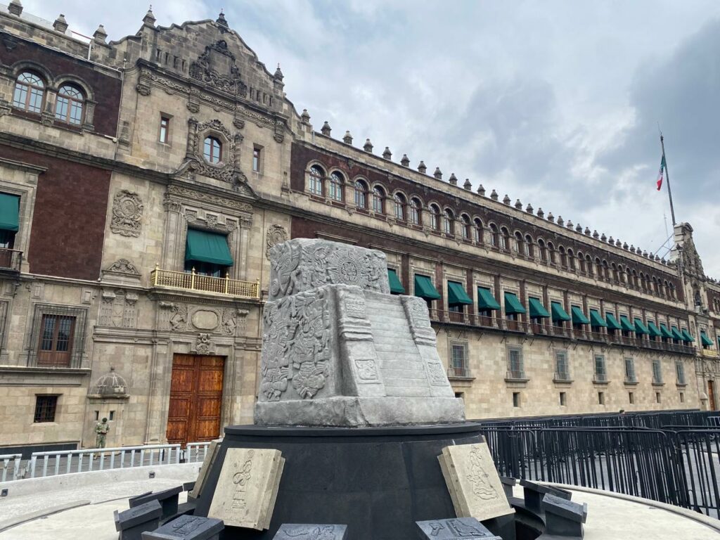 Fuente Tecuichpo Ixcaxochitzin, nuevo monumento en el Zócalo