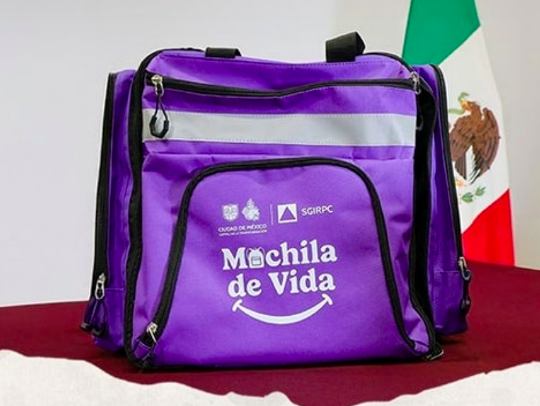 Así son las mochilas de vida que entregará el Gobierno de CDMX