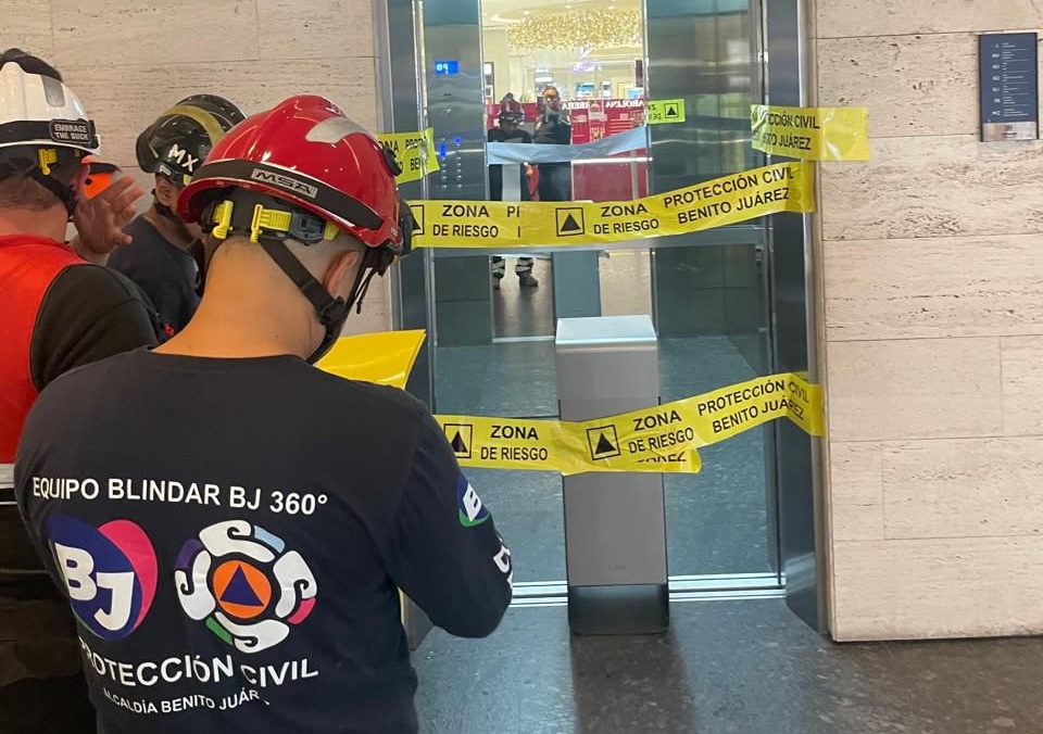 Cae elevador en Plaza Mítikah