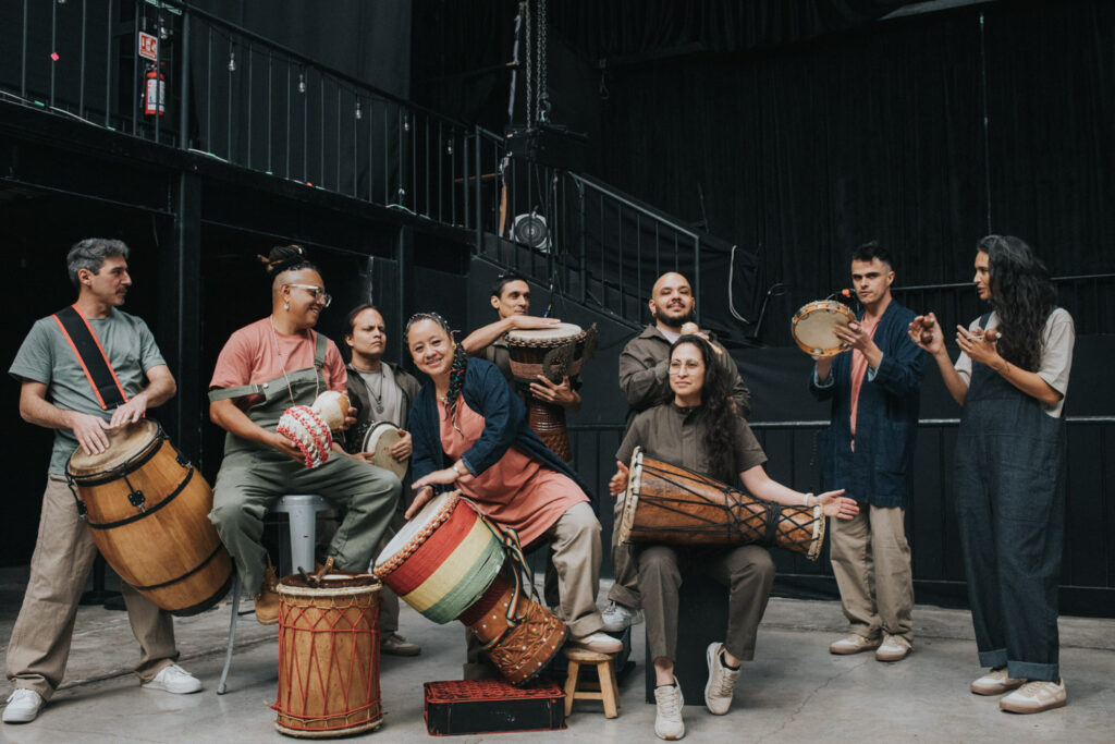 Músicos percusionistas que integran el proyecto de Pulsar.