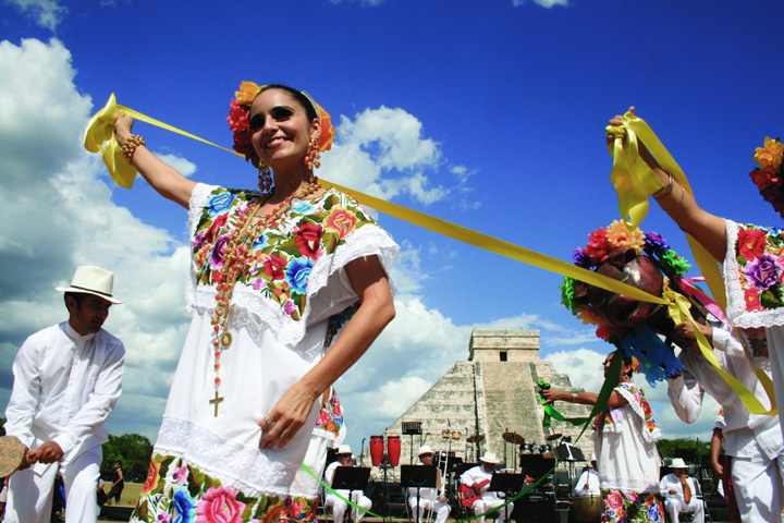 Festival Yucatán en Los Pinos