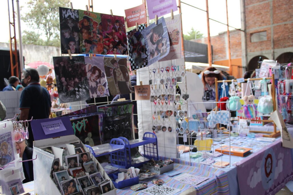 Bazar de artículos k-pop.