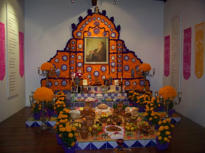 Ofrendas en el Museo Casa del Risco
