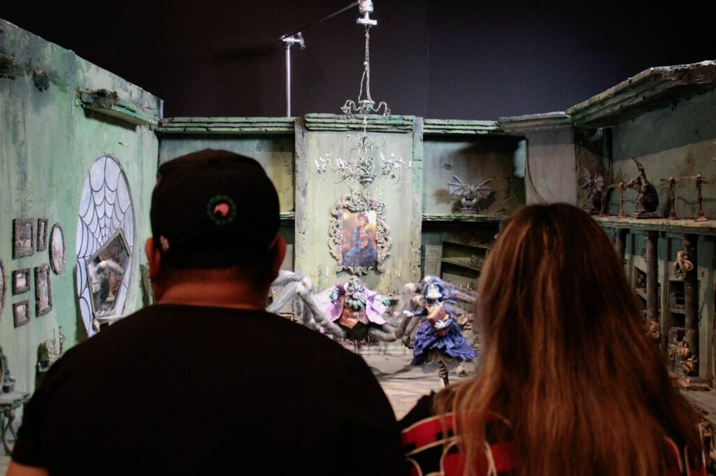 También hay una exposición de la película en la Cineteca Nacional. 