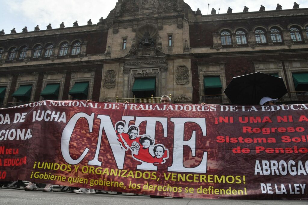 Bloqueos de la CNTE