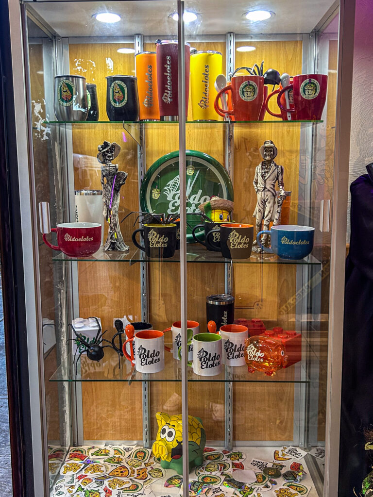 Los videos de Poldo han convertido a este puesto en uno de los más populares de la CDMX gracias a su humor.