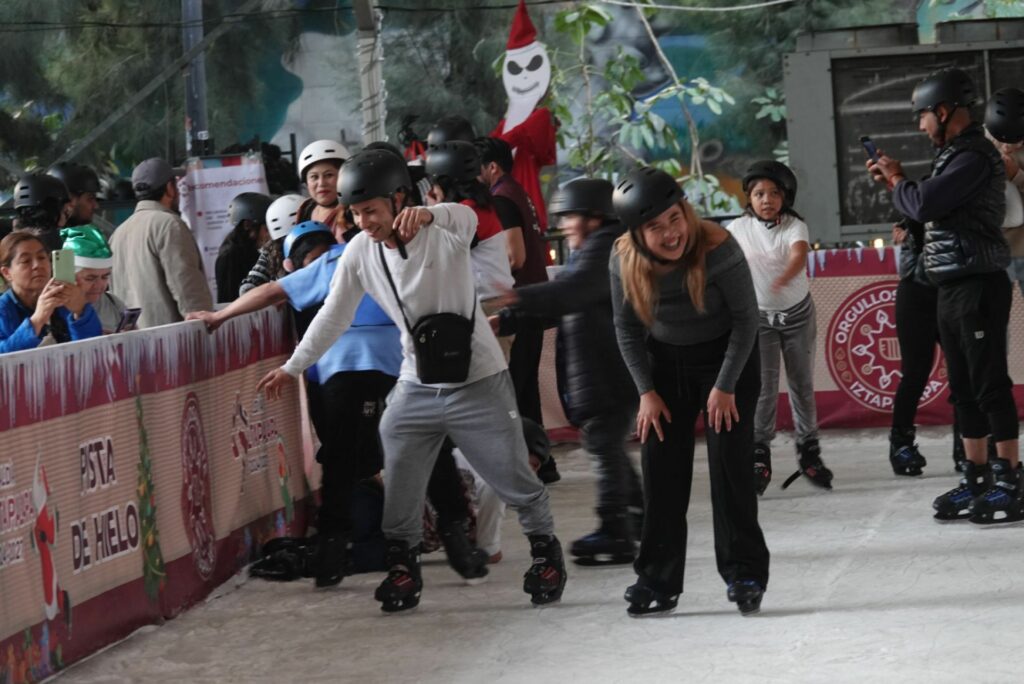 Pista de hielo gratis en CDMX