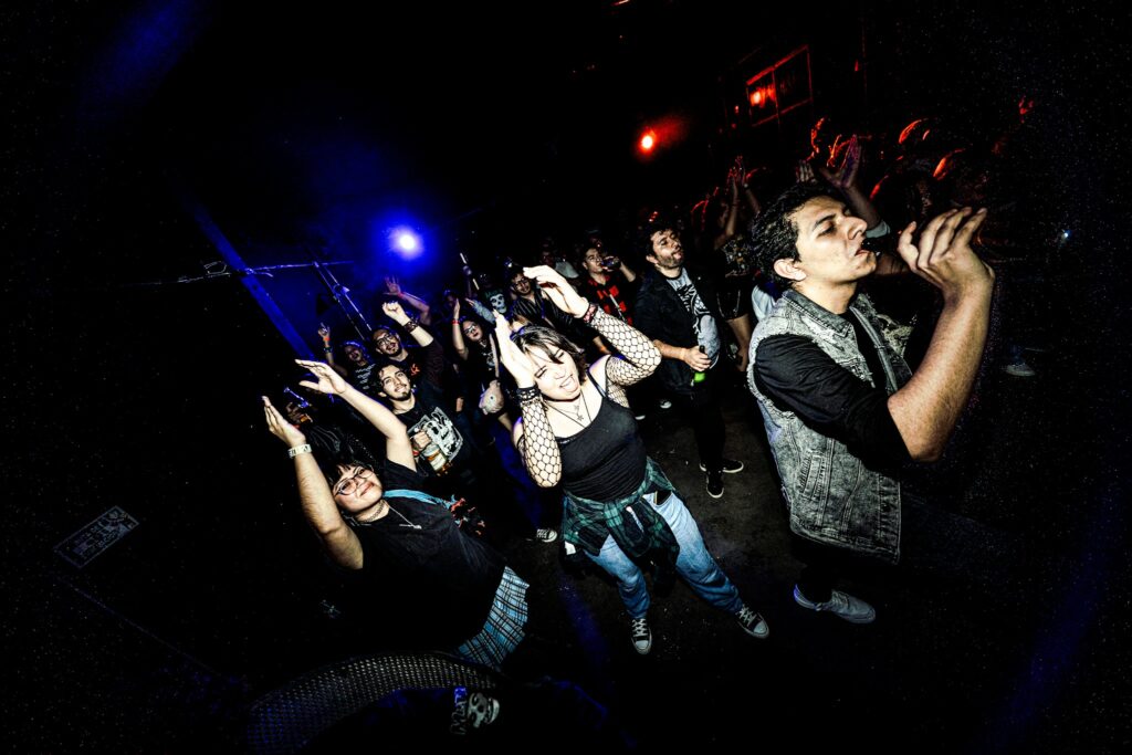 Club 202 será la sede del evento que celebra la música y estética que marcó a toda una generación.