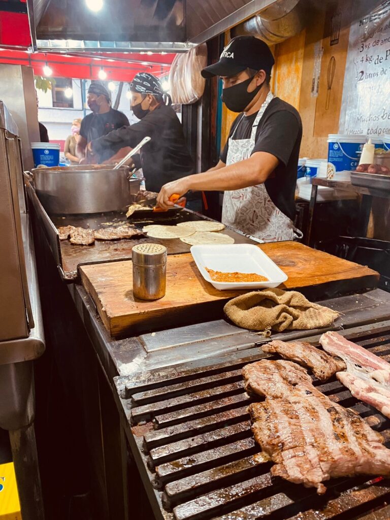 Dónde comer en la doctores: El Chilango Hambriento.