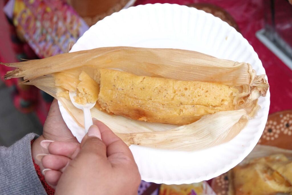 Tamales de todos los estilos se reúnen cada año en las ferias de la CDMX para celebrar el Día de la Candelaria con recetas tradicionales y sabores regionales.