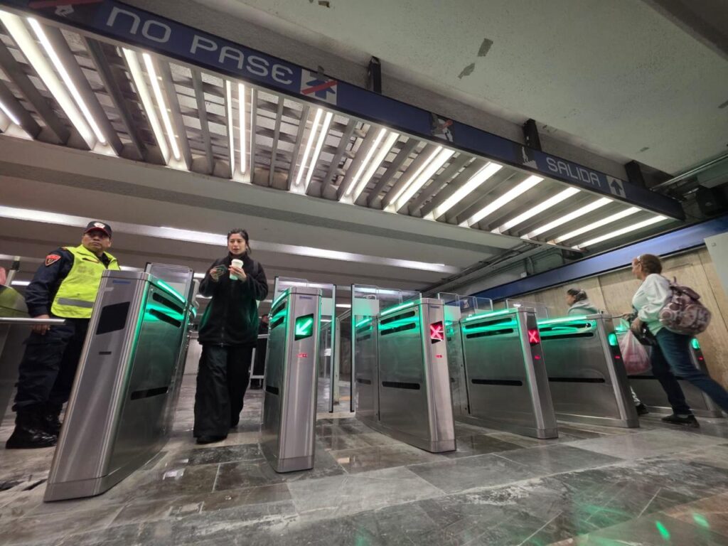 Quitan torniquetes del Metro de CDMX