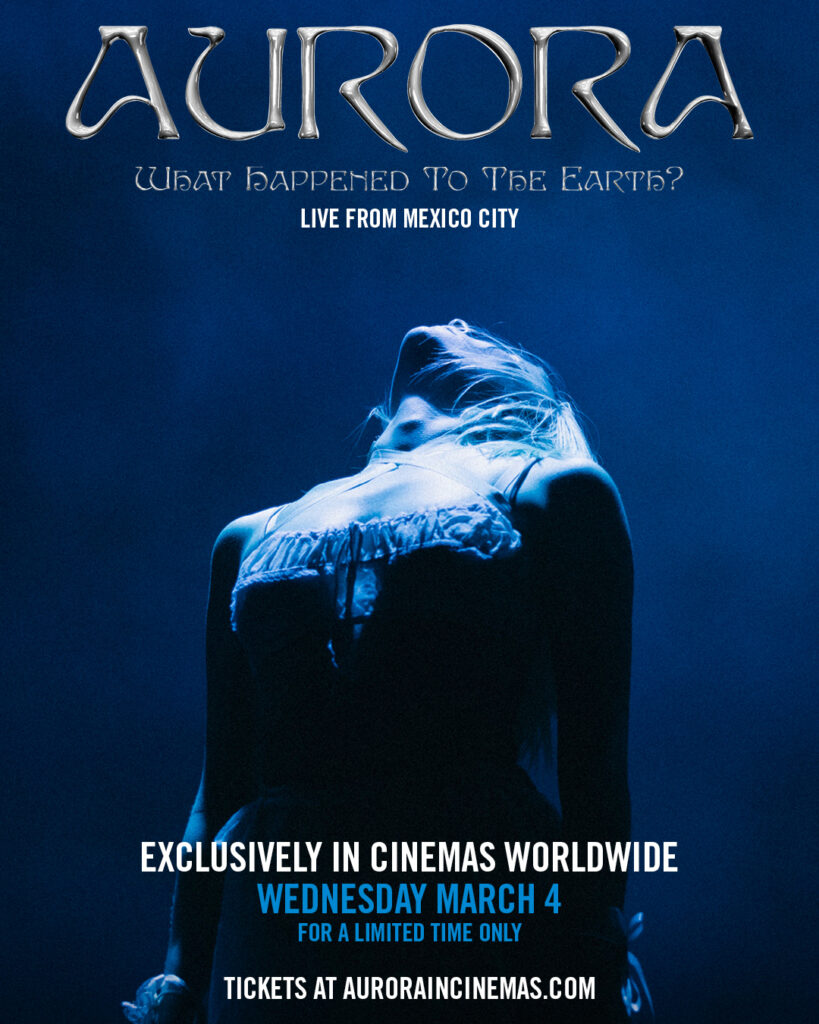 Póster de la película del concierto de Aurora.