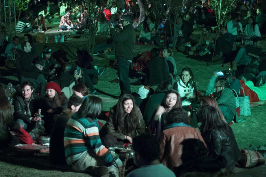 Picnic nocturno el 14 de febrero