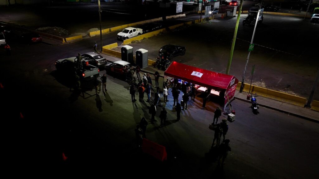 Módulos de vacunación en CDMX con horario nocturno